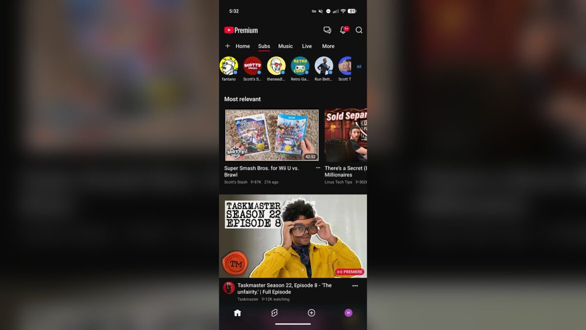 YouTube перекроює мобільний інтерфейс: підписки переїхали нагору, з'явились кастомні стрічки